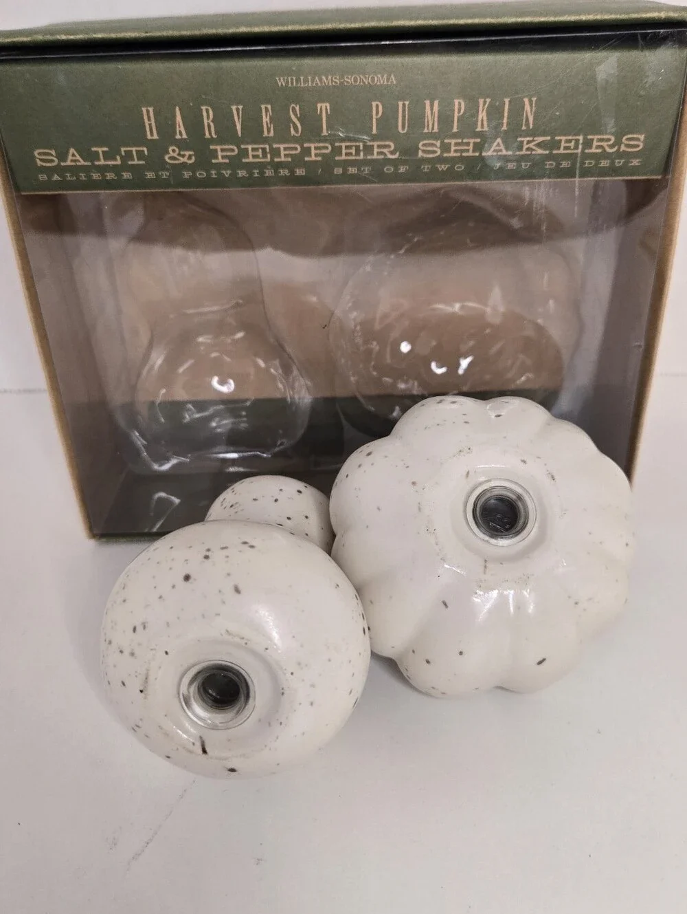 Williams Sonoma Harvest Pumpkin Salt and Pepper Shakers Rustic Autumn Fall Decor